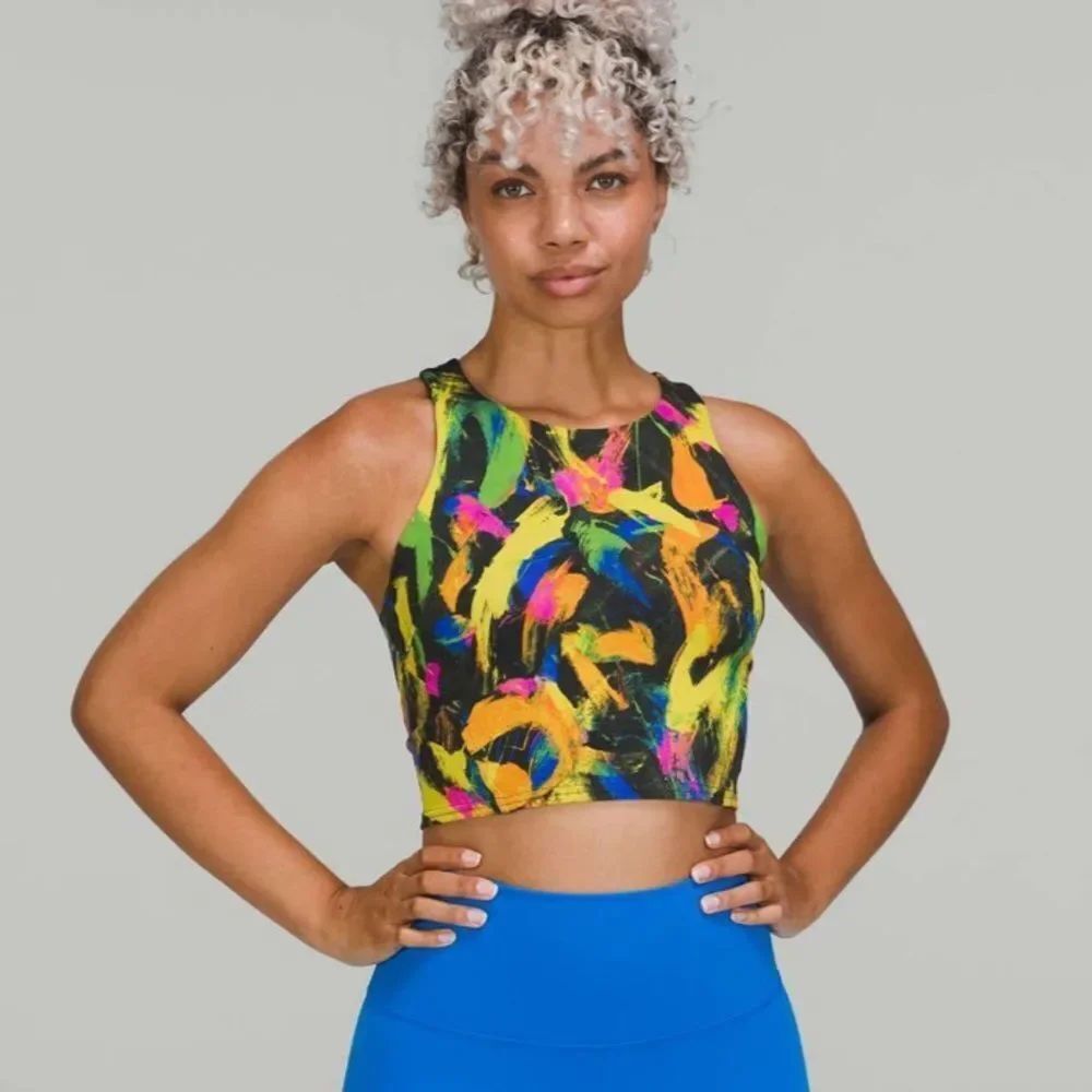 Lululemon Invigorate Training Tank Top
Undertone Black Multi size 2